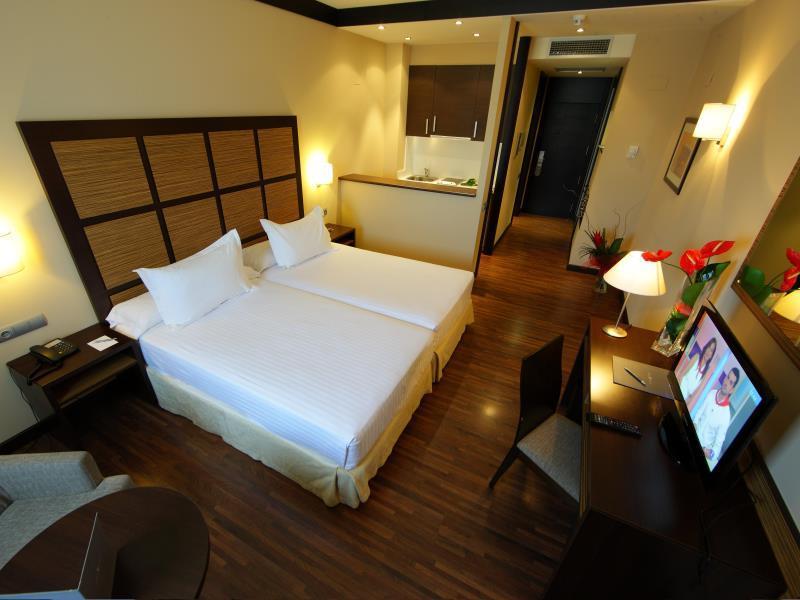 Aparthotel Attica 21 Valles Sabadell Exterior foto