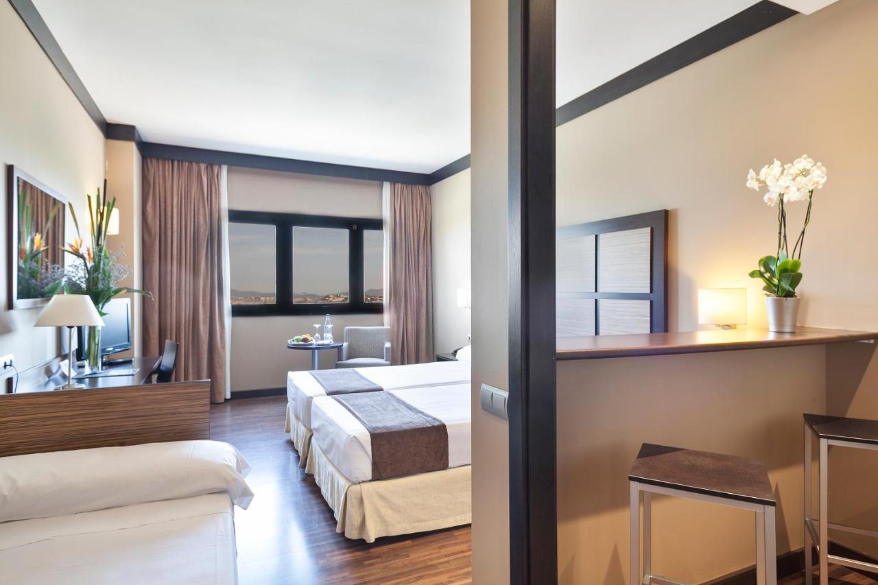 Aparthotel Attica 21 Valles Sabadell Exterior foto